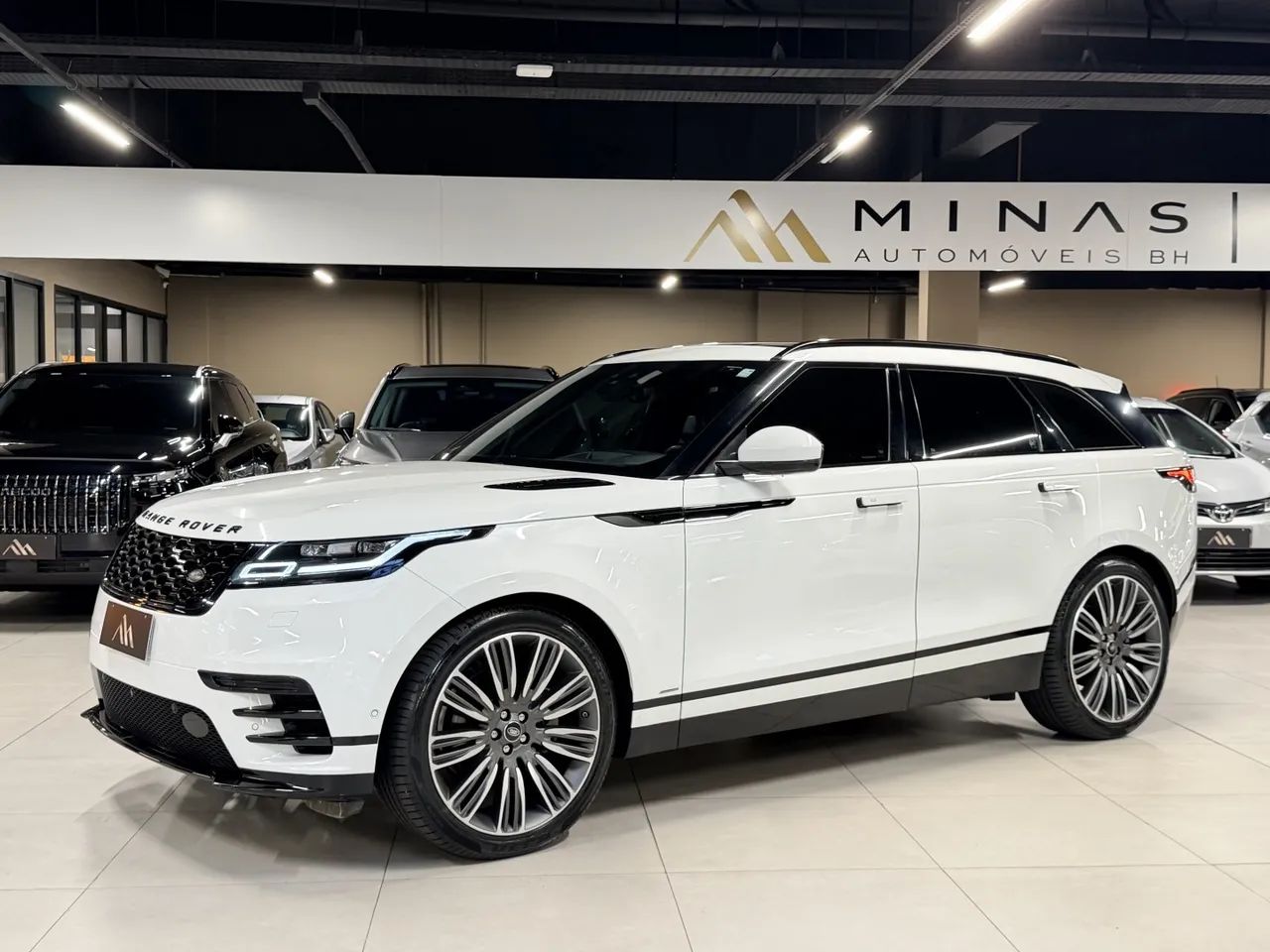 Land Rover Range Rover Range R. Vel. R-DYN HSE 3.0 PH6 4X4 AUT 2020