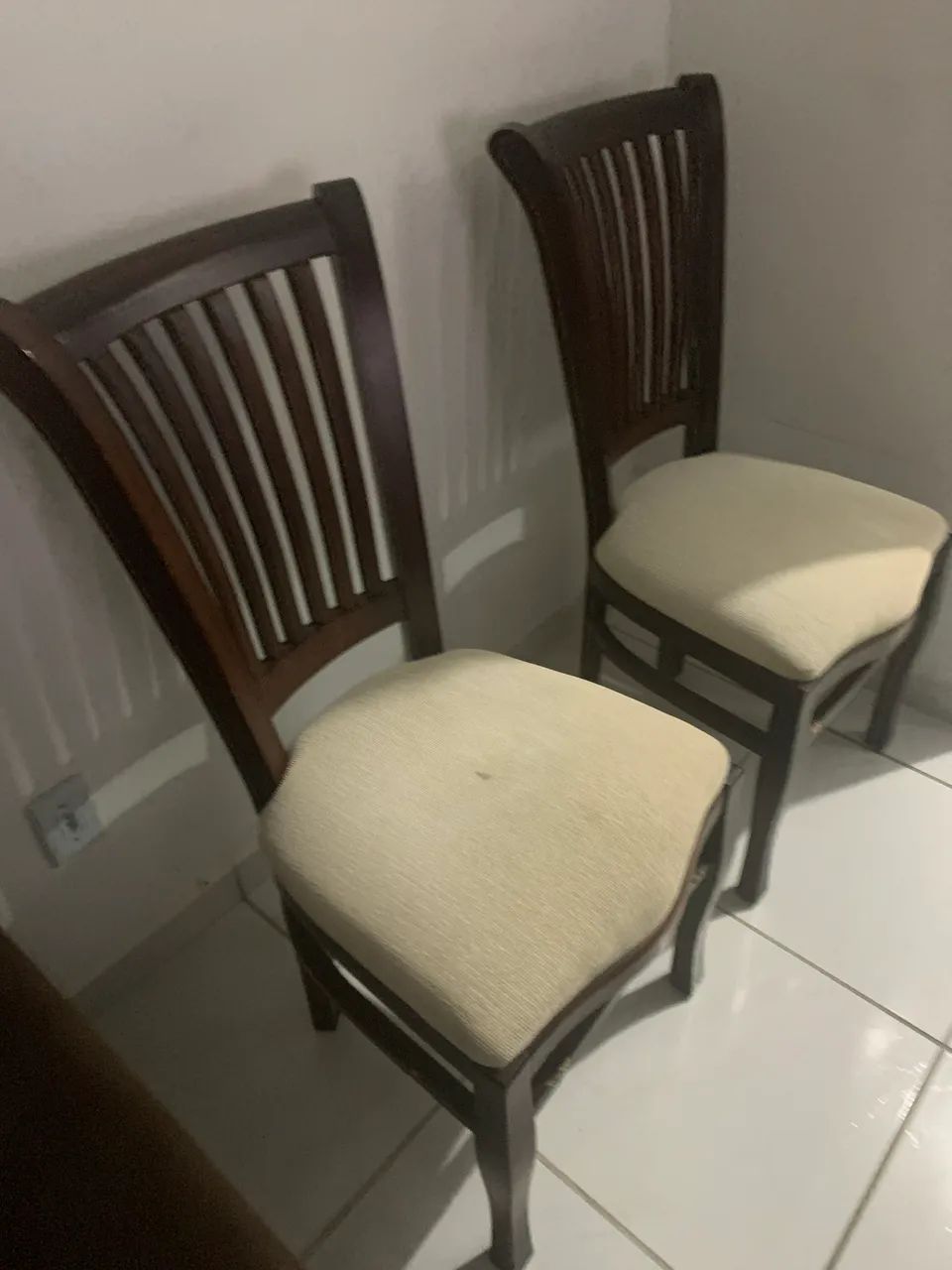 Mesa com 6 cadeiras - Foto 2