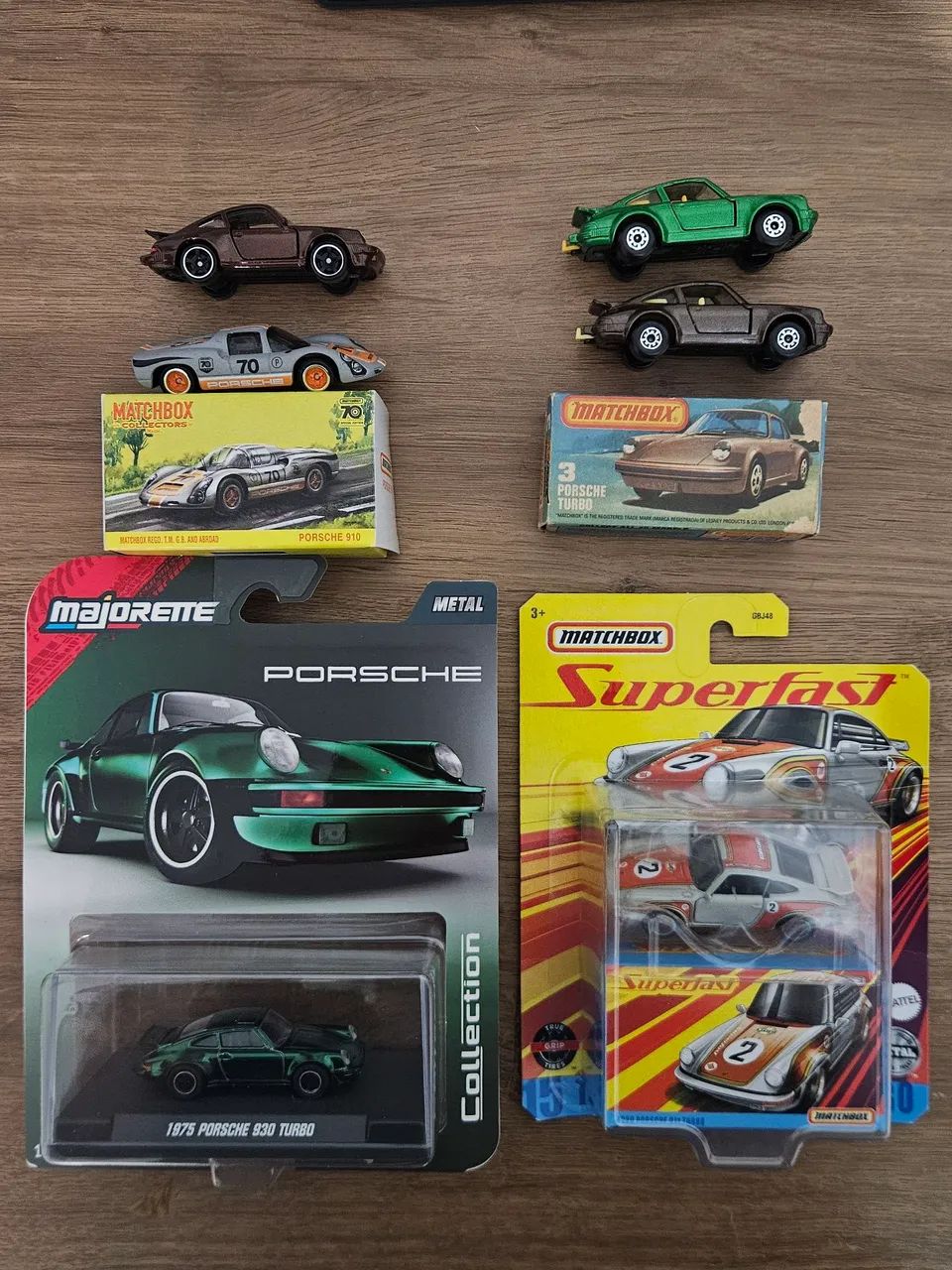 Lote 6 miniaturas Porsche Matchbox e Majorette 