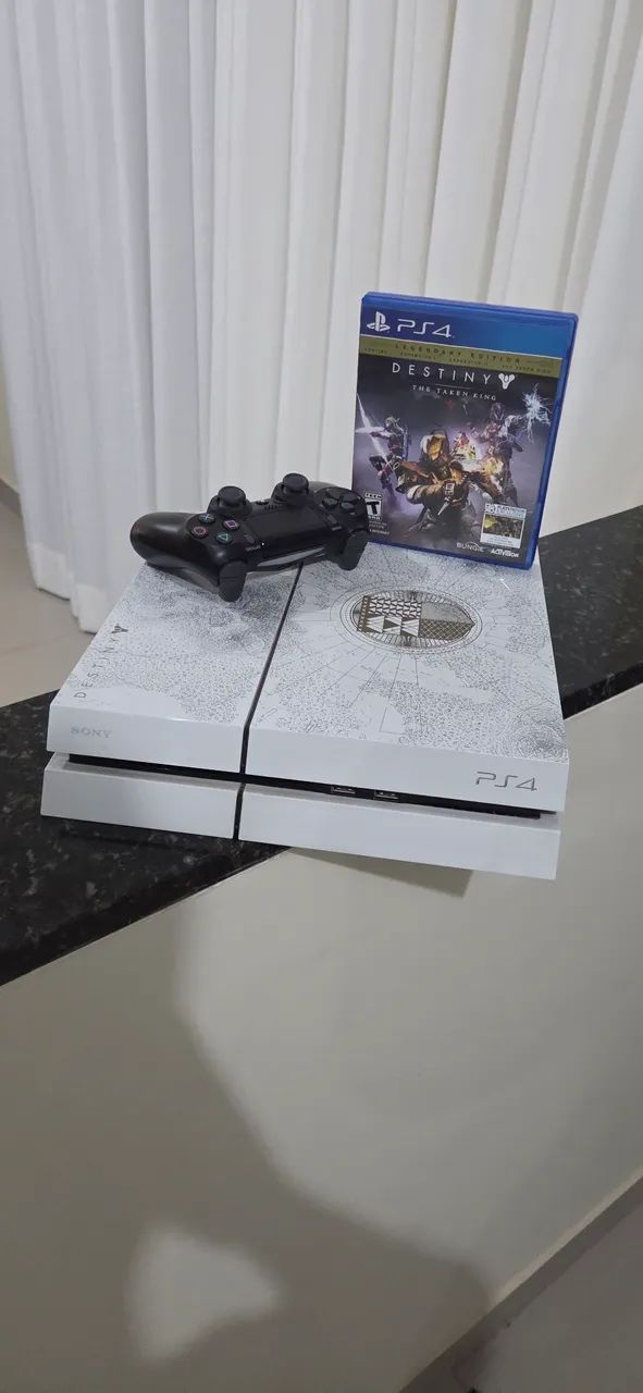 Sony PlayStation 4