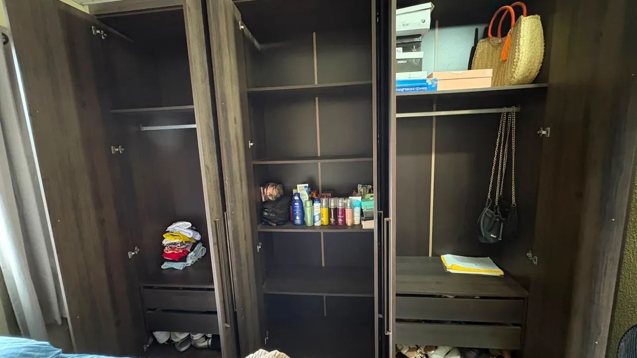 Vendo guarda-roupa  - Foto 3
