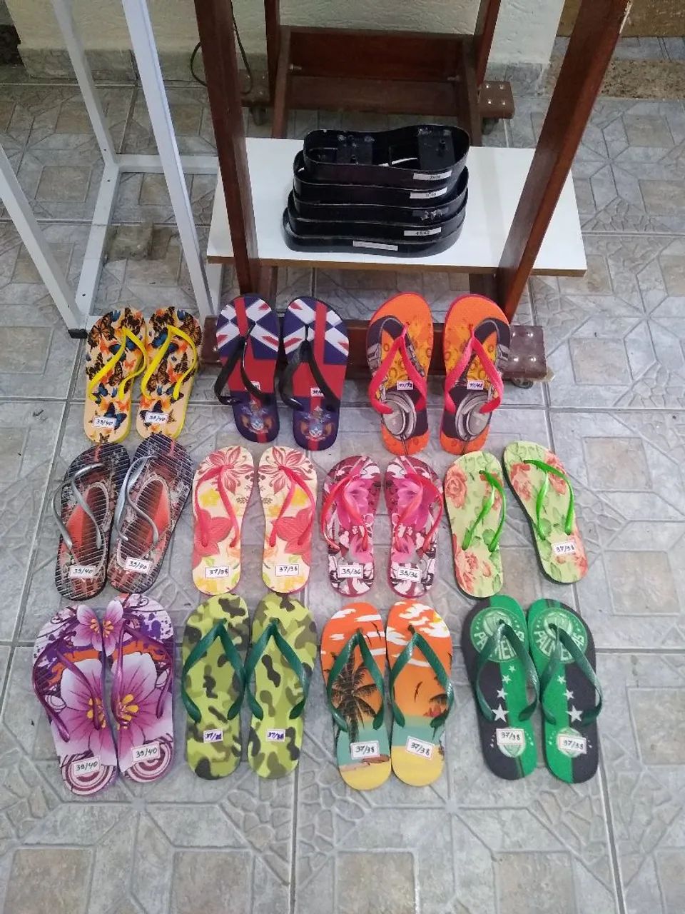 Vendo máquina fabricar chinelos  - Foto 5