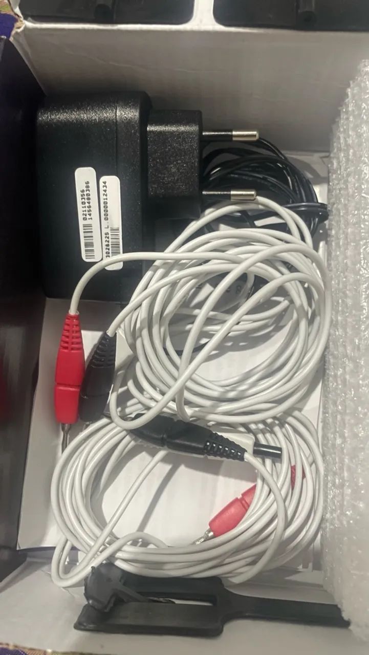 Neurodyn Portable TENS Ibramed - Eletroterapia Completo com Acessórios - Foto 4