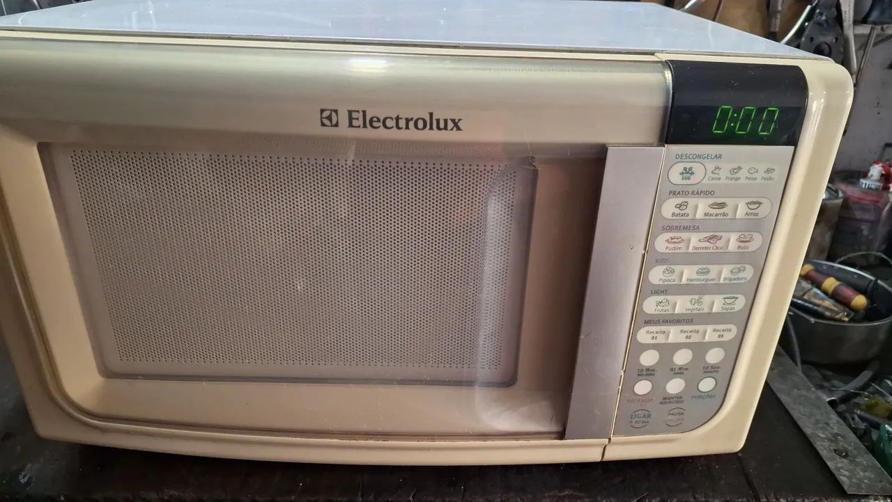 Micro-ondas Electrolux 23 litros 220v 