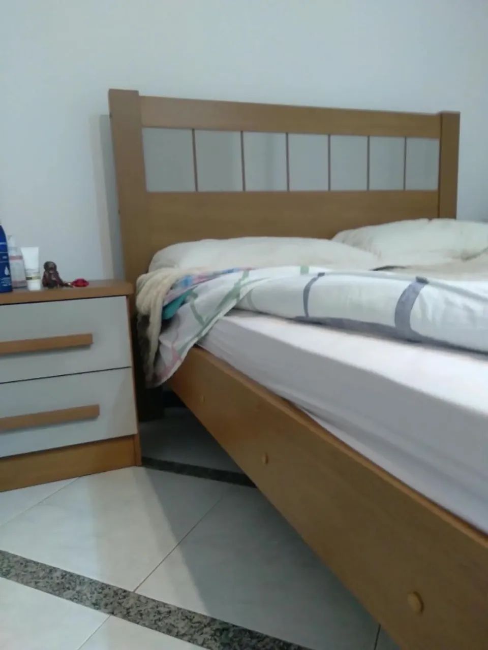 Cama de casal e criado moderno novo - Foto 5