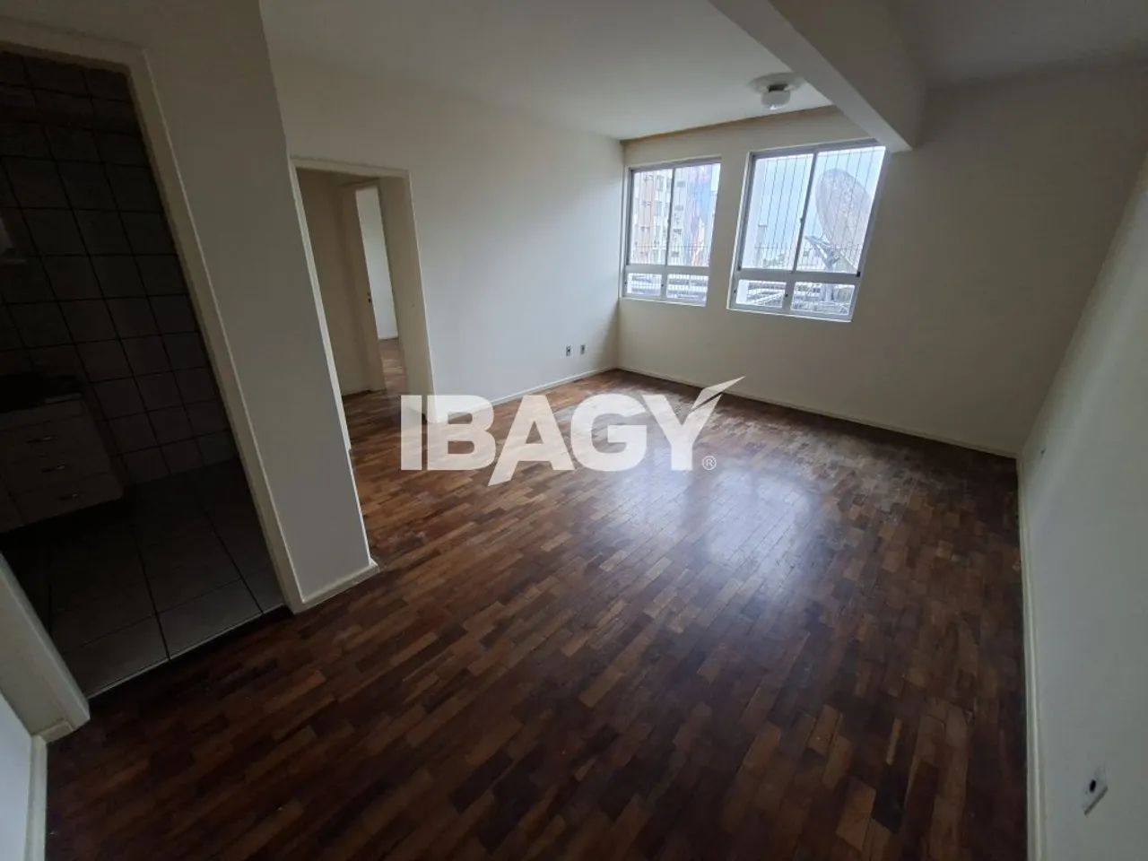 Excelente Apartamento 3 dormitório(s) em Centro - Florianópolis - Foto 2