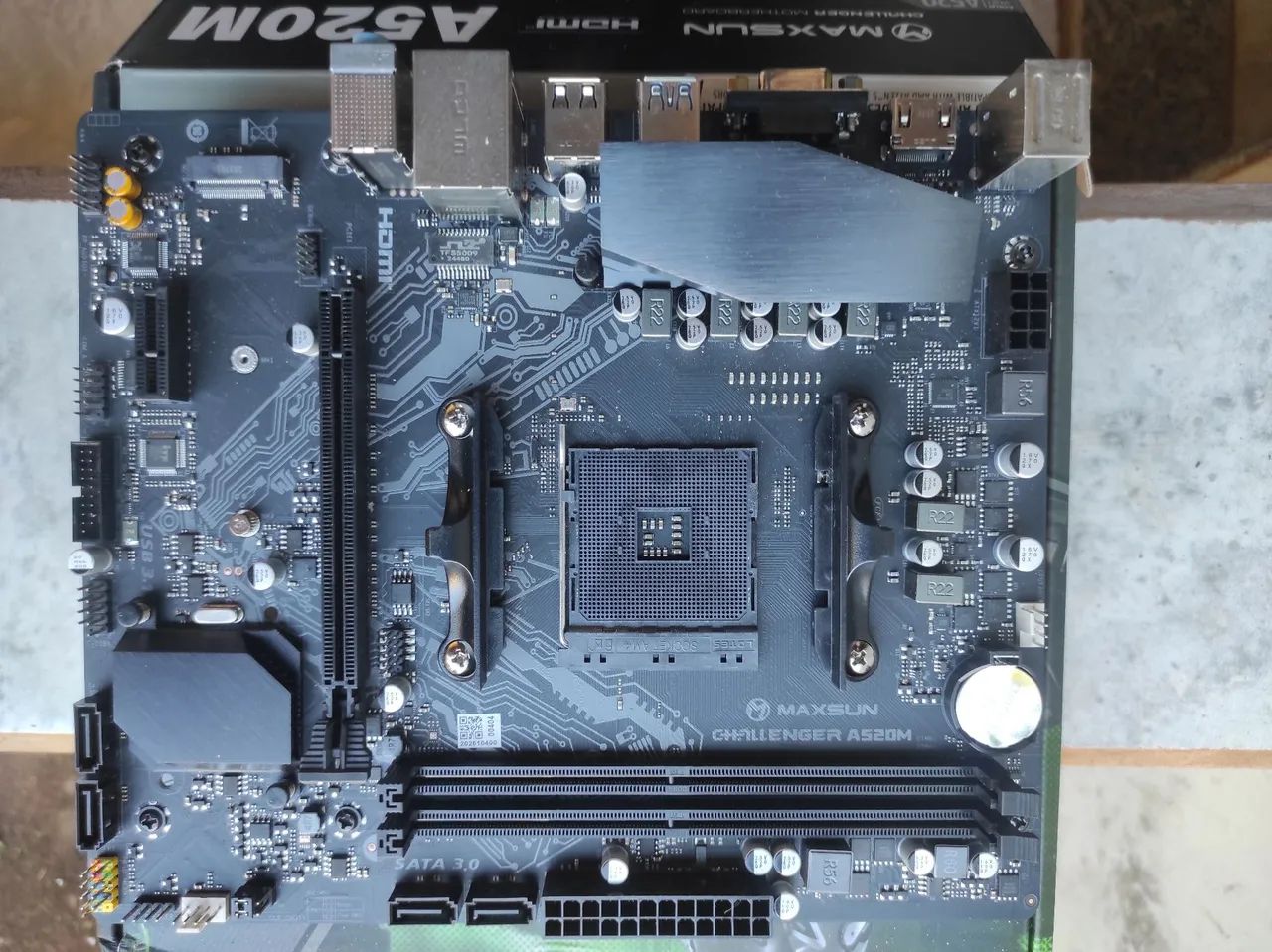 Placa Mãe A520 Maxsun Semi Nova - Foto 2
