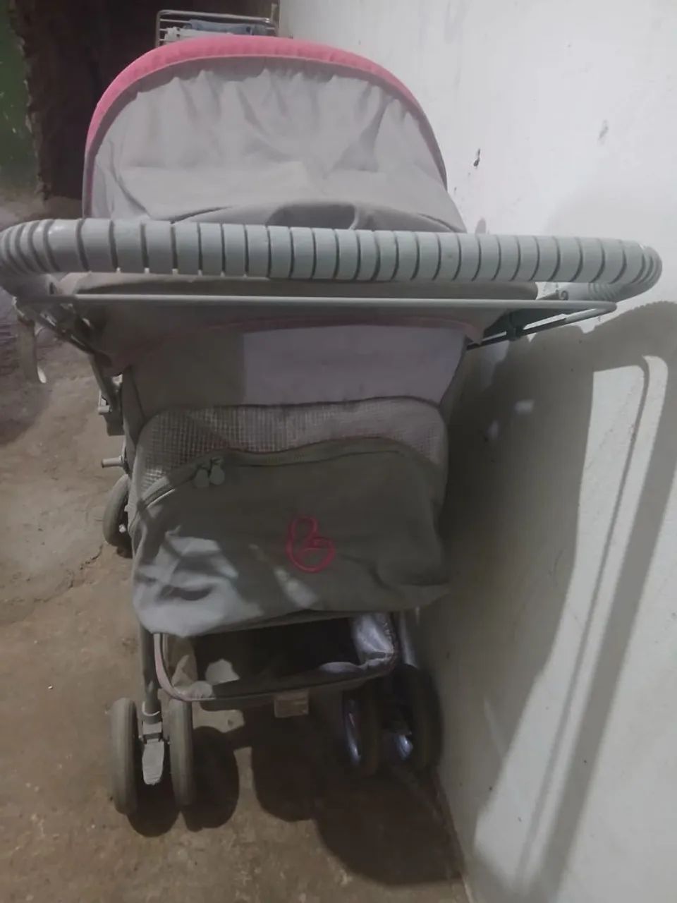 Carrinho de bebê feminino  - Foto 4