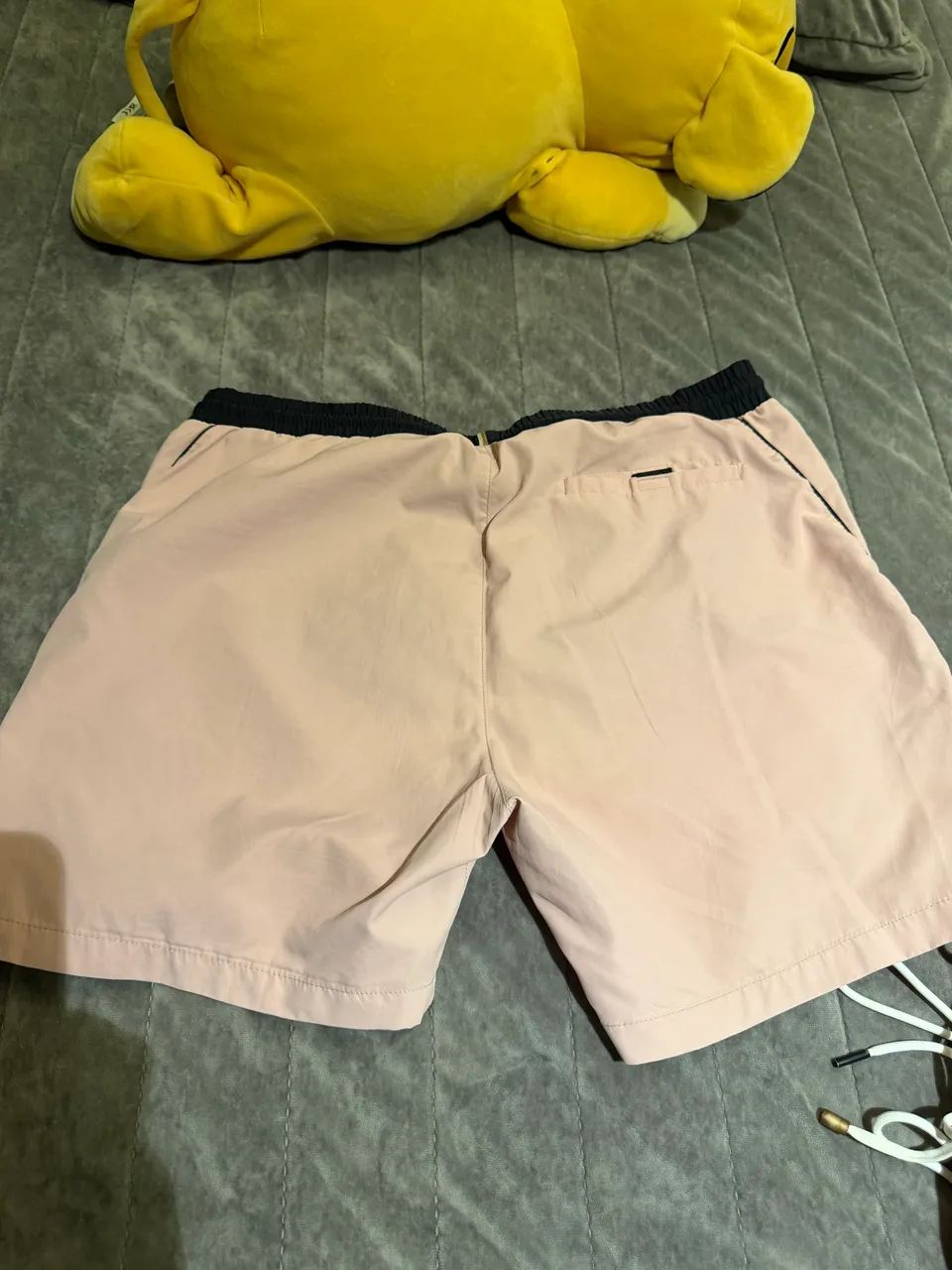 SHORT ORIGINAL HUGO BOSS ROSA TAMANHO G - Foto 2