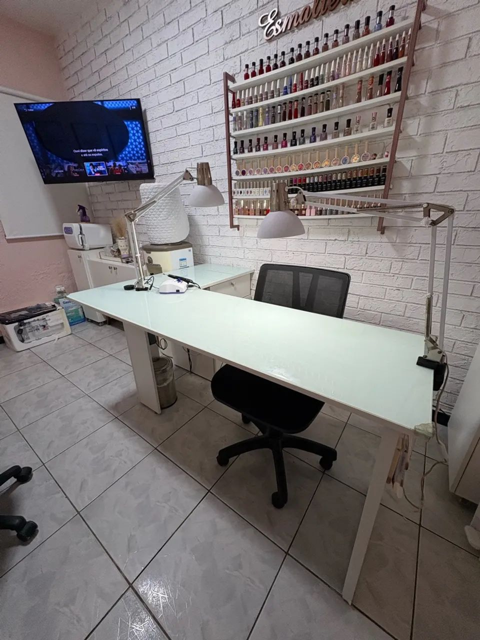 Mesa Nail designer de unhas.