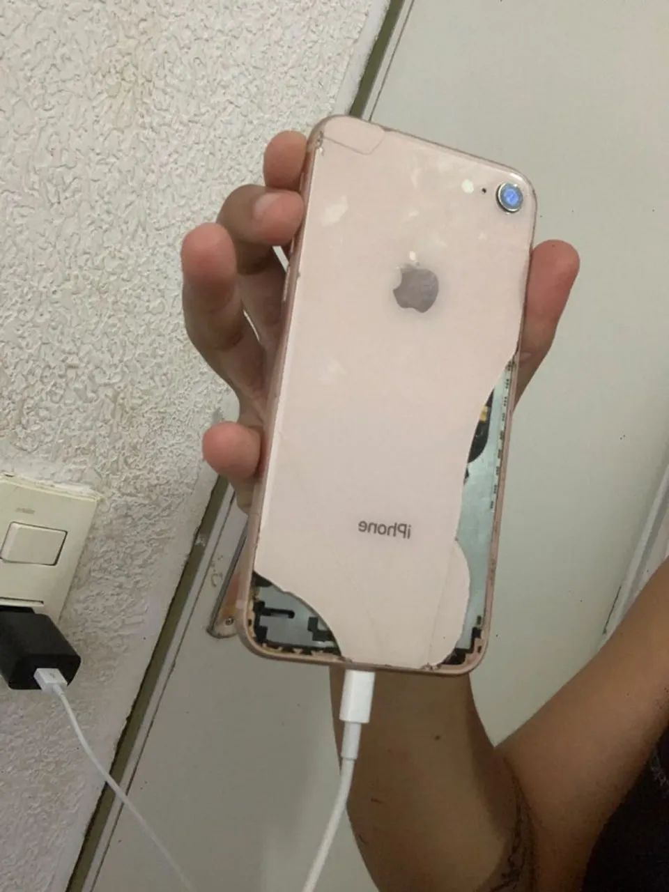 iPhone 8g  - Foto 2