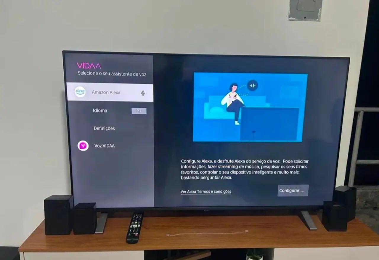 Vendo uma TV smart de 50 Toshiba com alexa e comando de voz  - Foto 2
