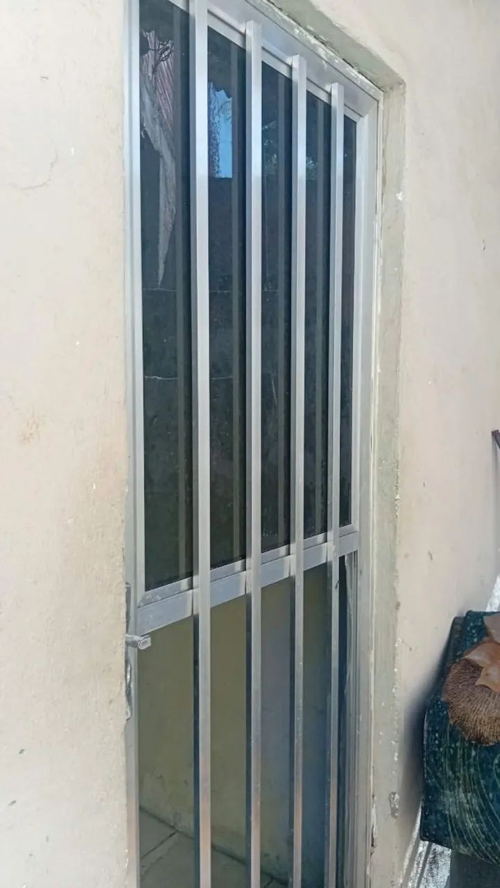 Janelas de alumínio e porta  - Foto 3