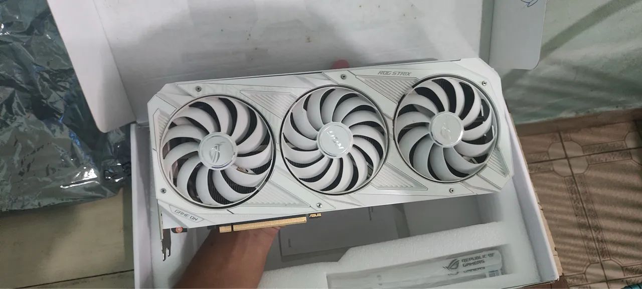 Placa de vídeo Rtx 3070 Asus Rog - Foto 2