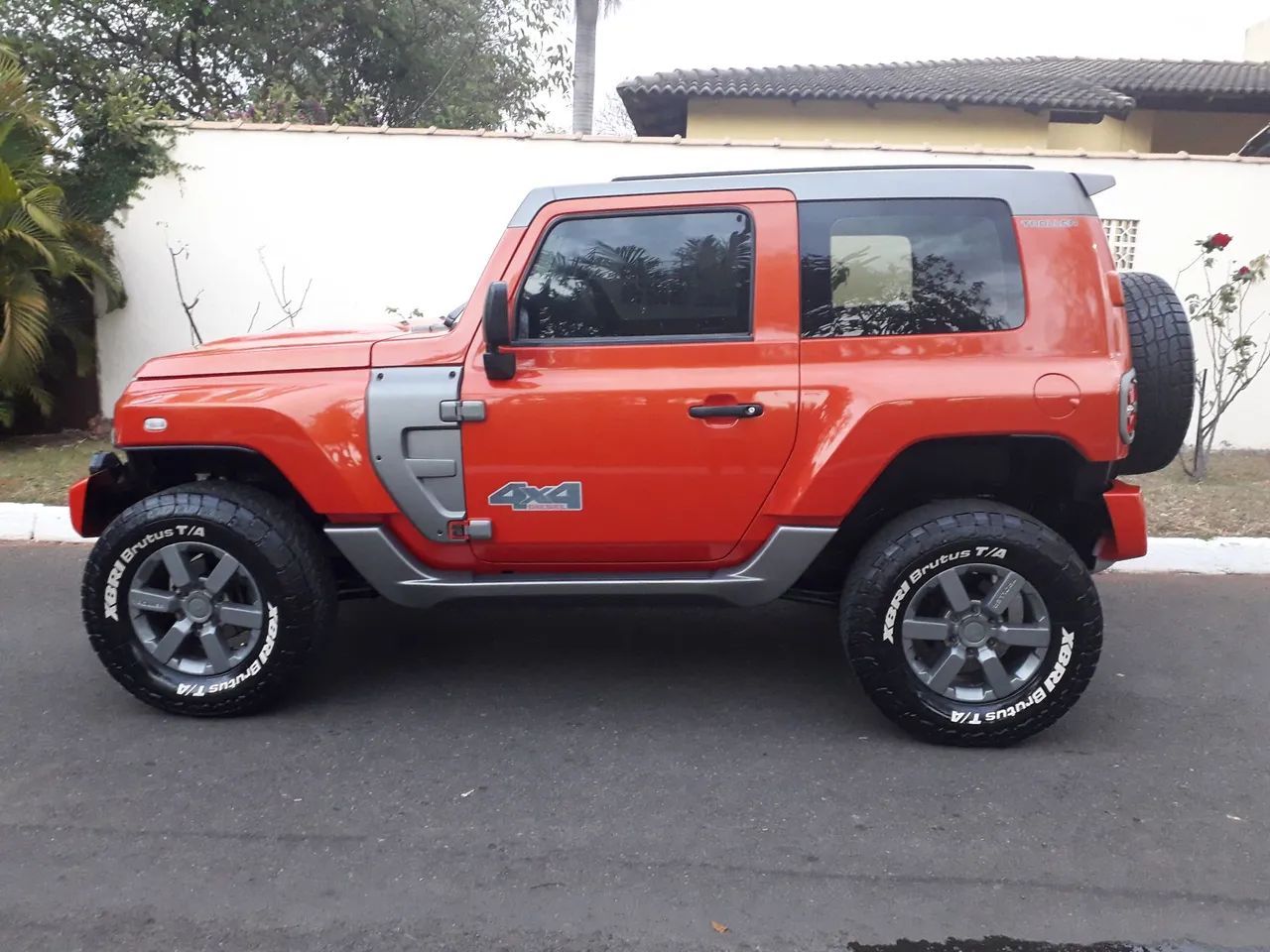 Troller T-4 T-4 4x4 3.2 20V Tdi Cap. Rígida Diesel 2016