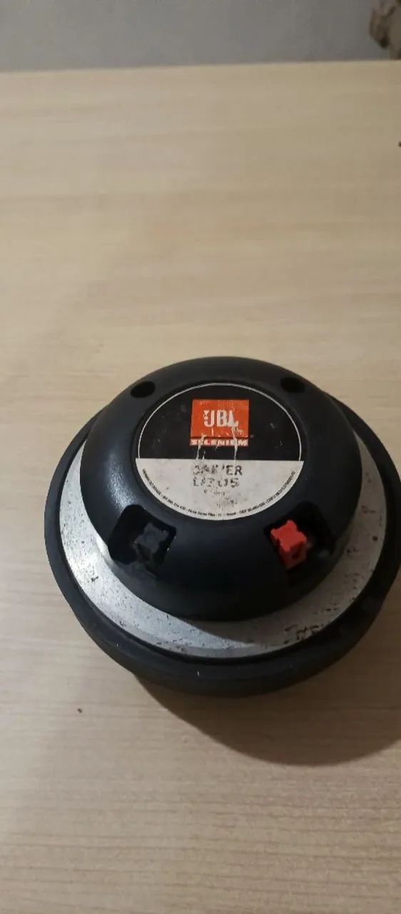 Drive JBL D305