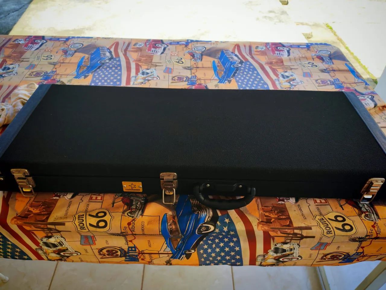 Ibanez GIO 6 Cordas com HardCase pra guitarra. - Foto 4