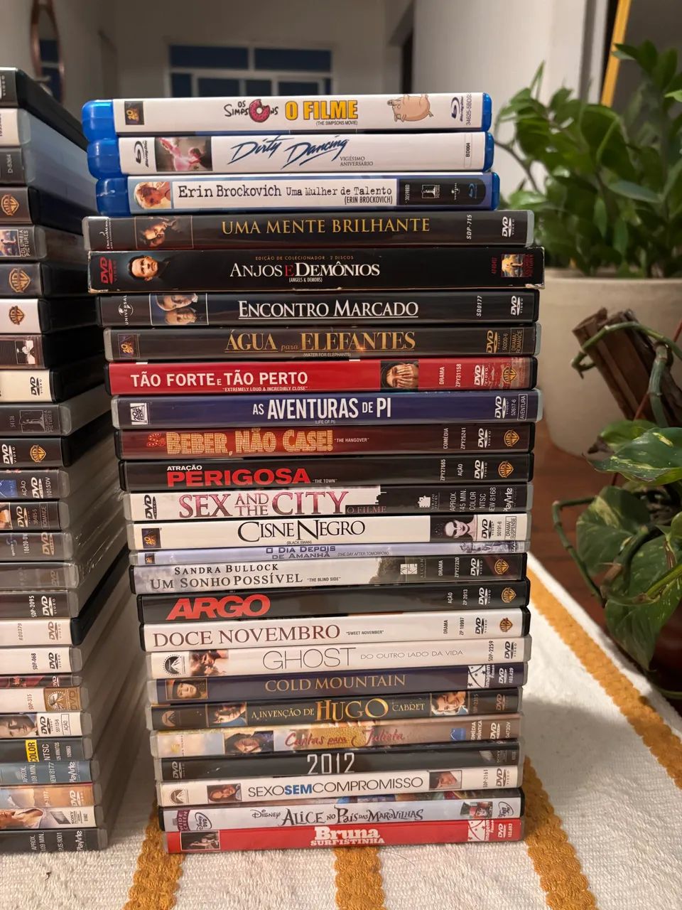 Filmes internacionais 77 títulos  - Foto 3