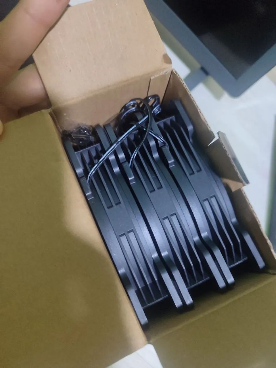 Kit fãs Risemode LED Black rainbow novo  - Foto 2