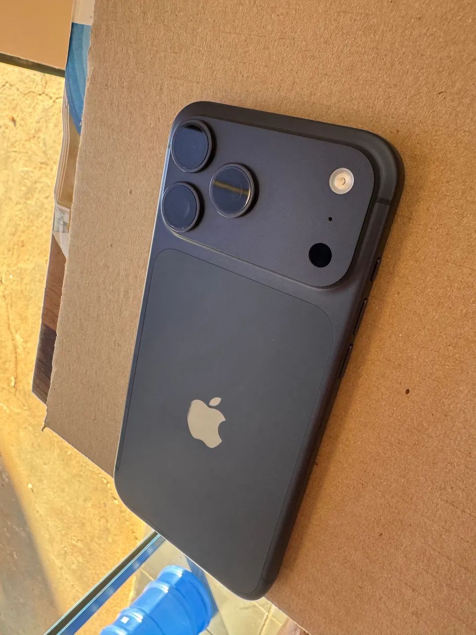 IPHONE 17 PRO MAX 256GB AZUL - Foto 4