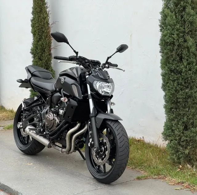 YAMAHA MT-07 2024
