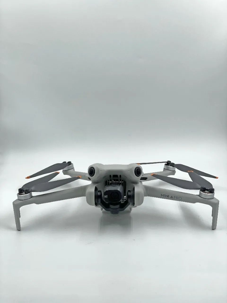 Drone Dji Mini 4 Pro Cinza 4k - Apenas Aeronave e 1 bateria de curta duração - Foto 2