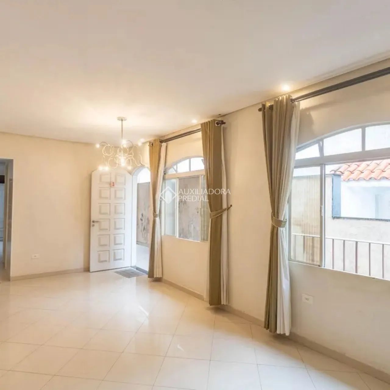 Casa Espaçosa de 160m² em Diadema - 3 Dormitórios e Pronta para Morar - Foto 4