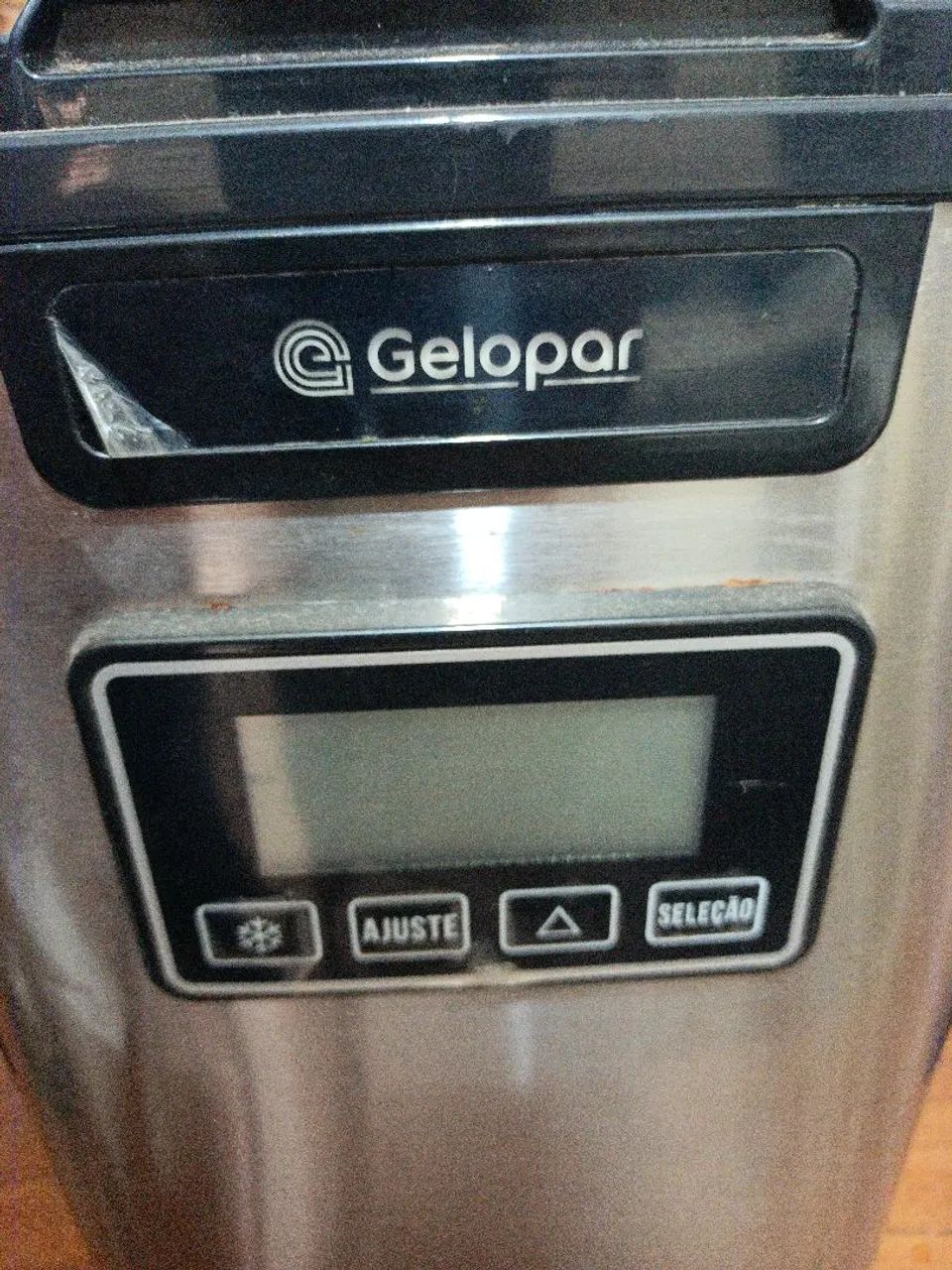 Máquina de gelo gelopar zerada 