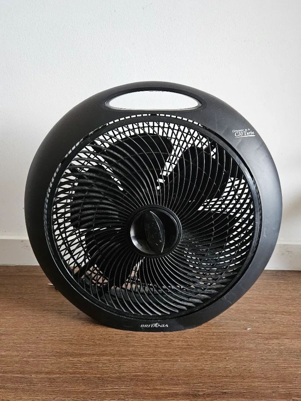 Circulador de ar/ ventilador Britânia