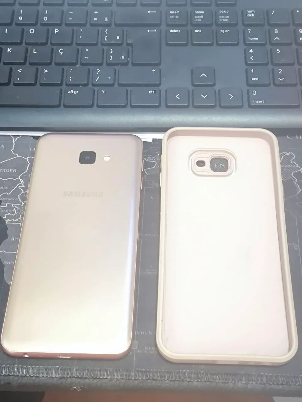 Samsung J4  - Foto 4