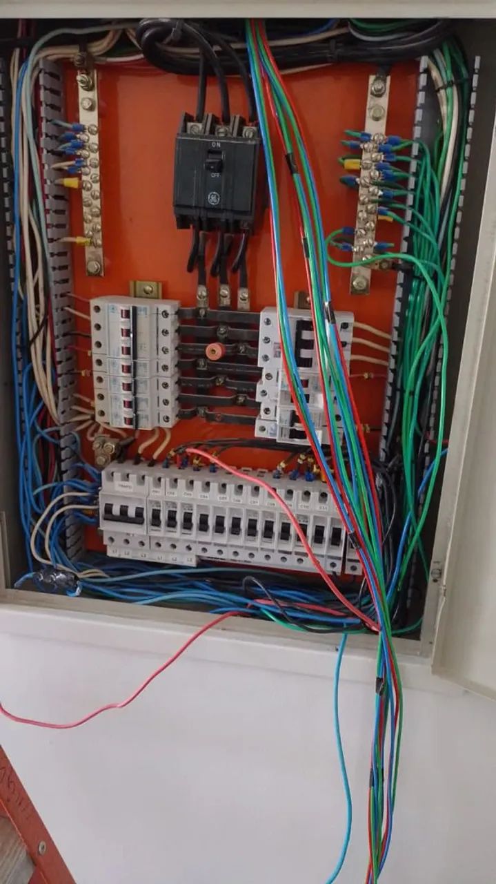Serviços Elétricos e Manutenção em Geral  - Foto 3