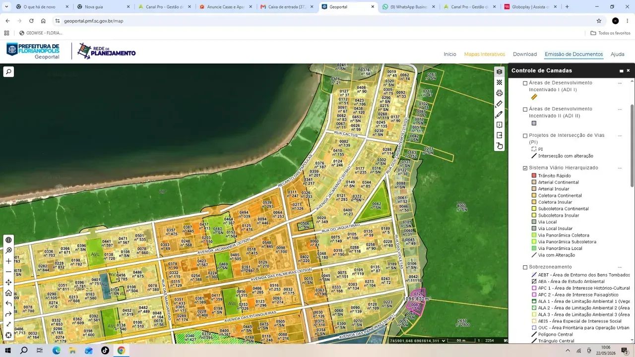 Imóvel para venda possui 1200 metros quadrados em Daniela - Florianópolis - SC