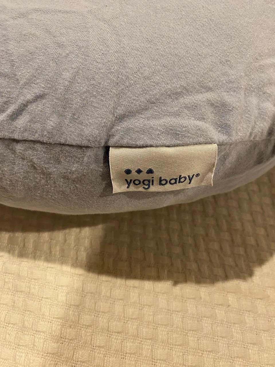 Vendo ninho yogi baby perfeito estado com duas capas  - Foto 4