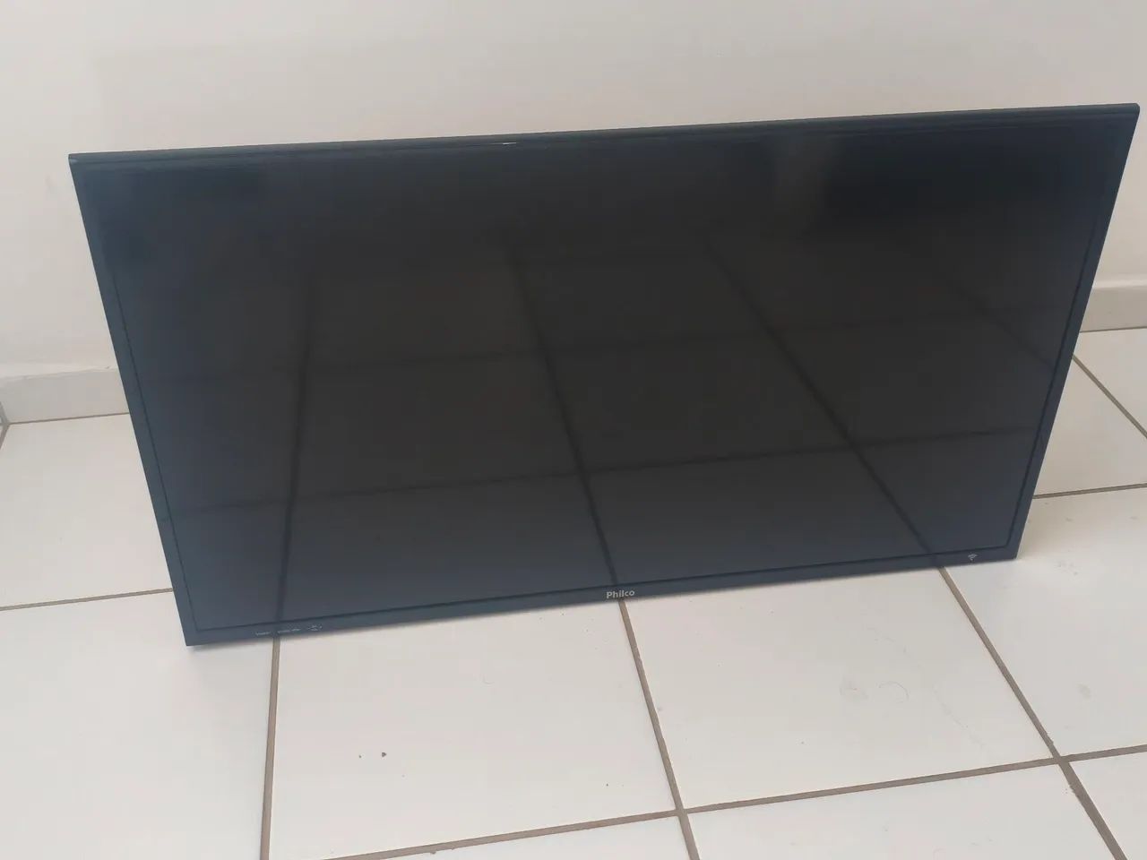 Vendo TV com defeito 