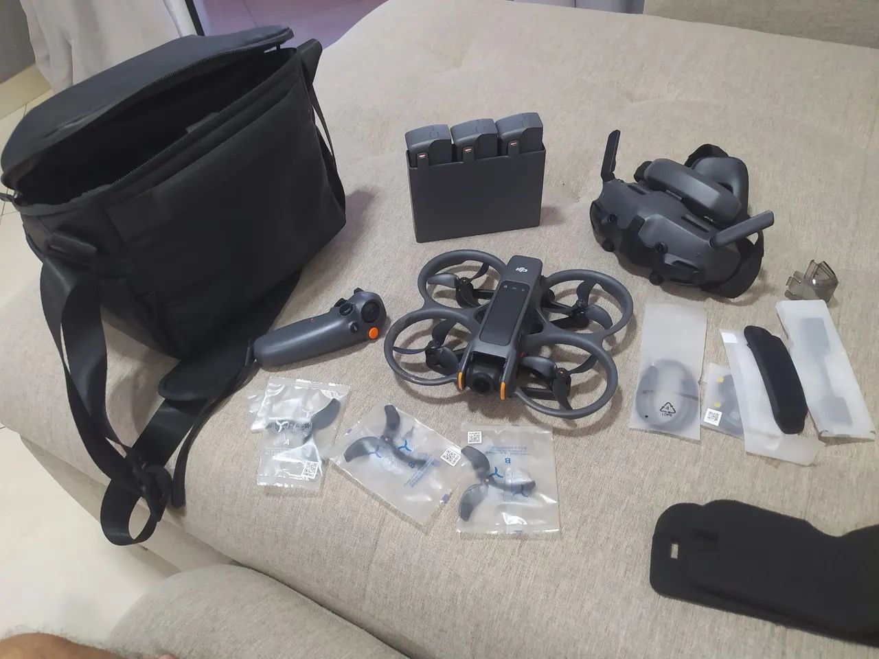 Drone Avata 2 + kit fly more - Foto 2