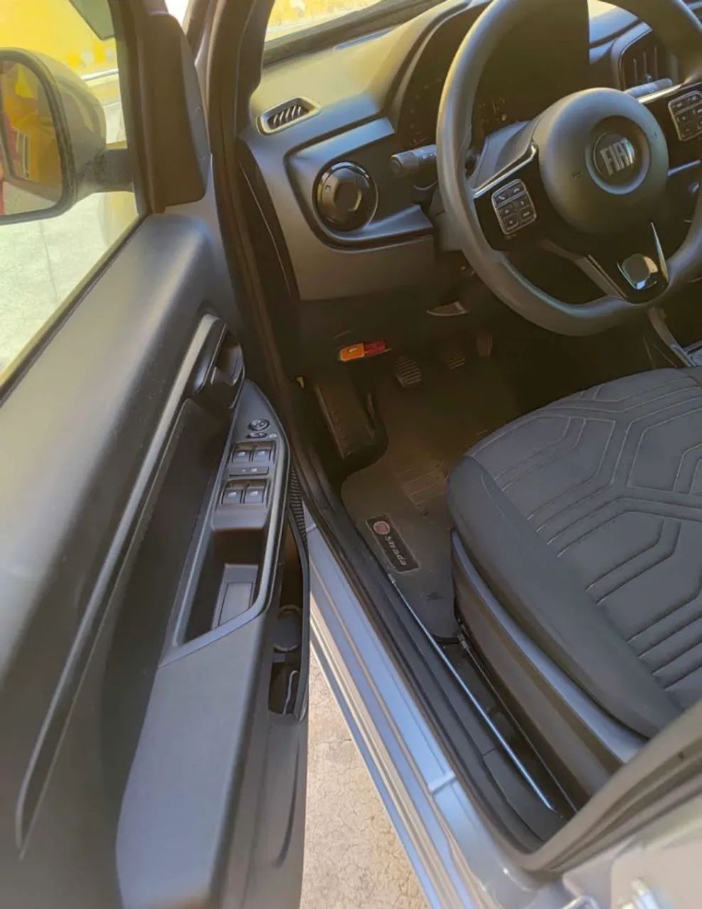 Fiat Strada Freedom 1.3 Flex 8V CD 2023 - Foto 4