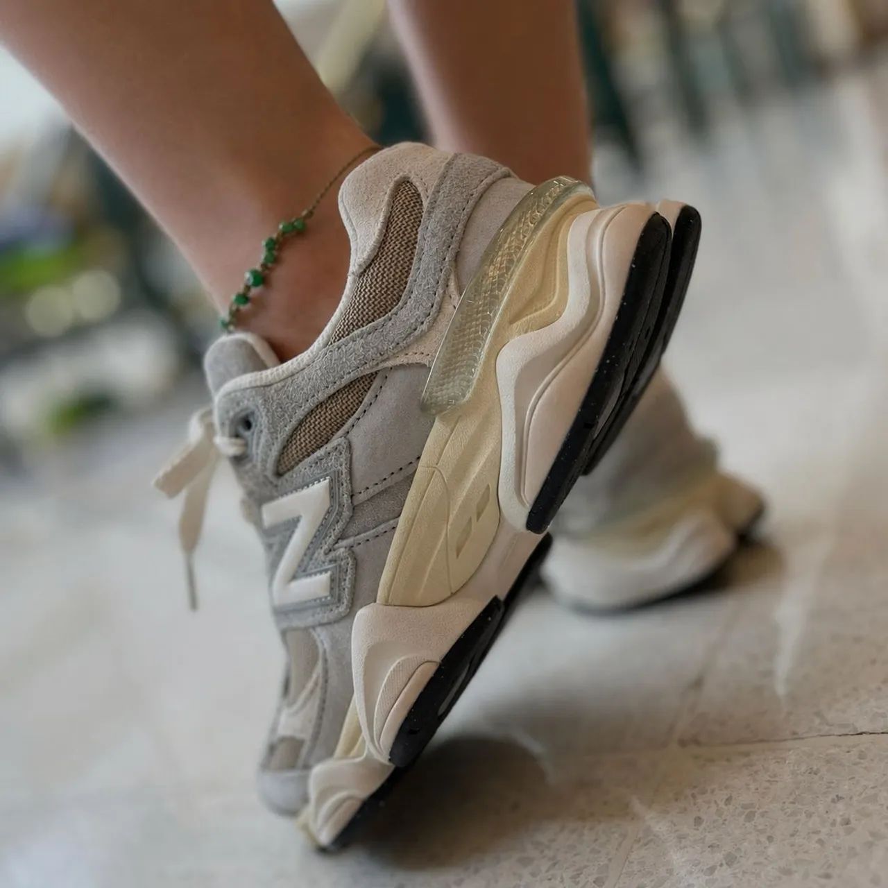 Tênis New Balance 9060 original!! - Foto 2