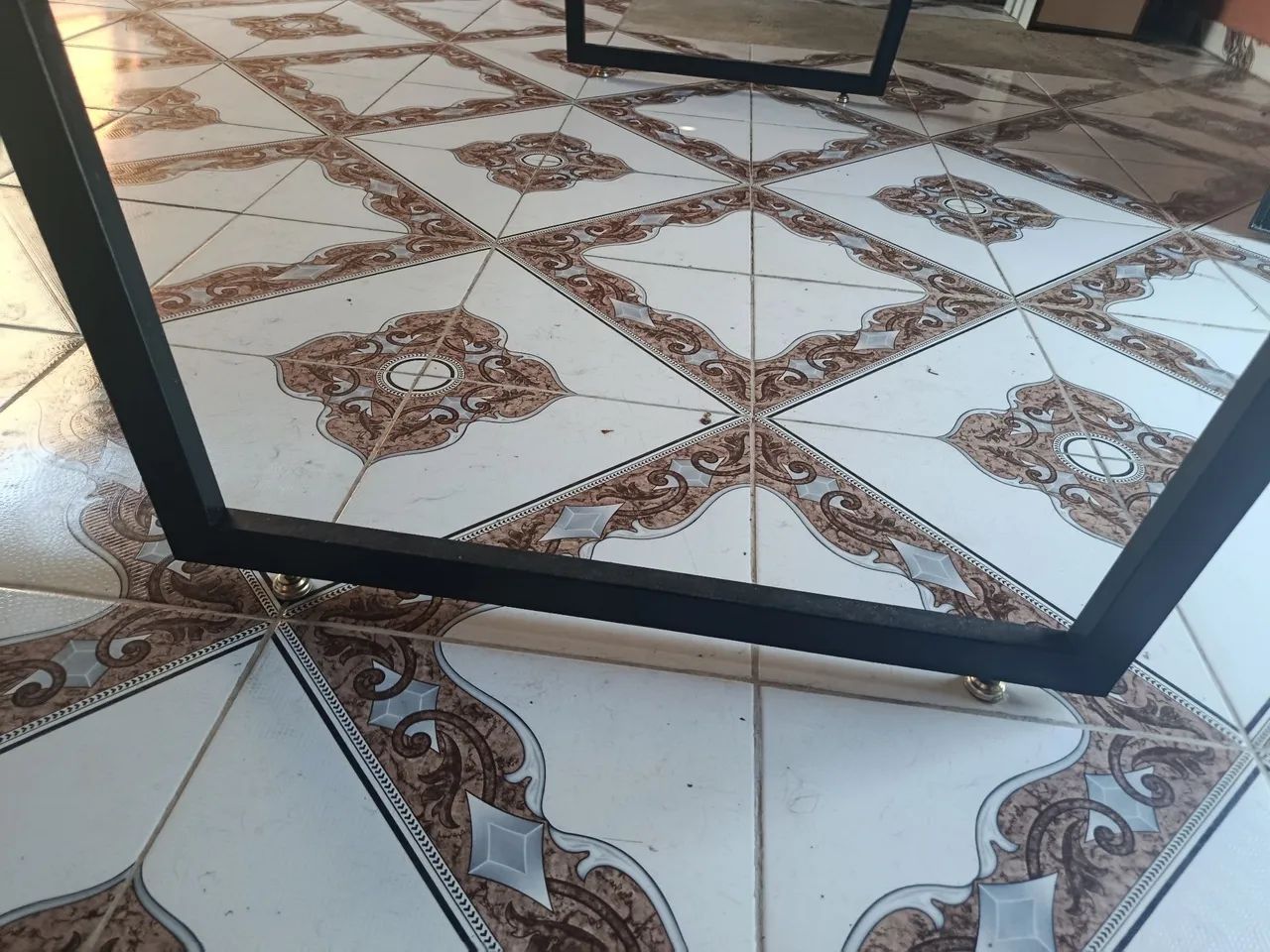 Mesa de vidro com base de ferro, perfeita. - Foto 3