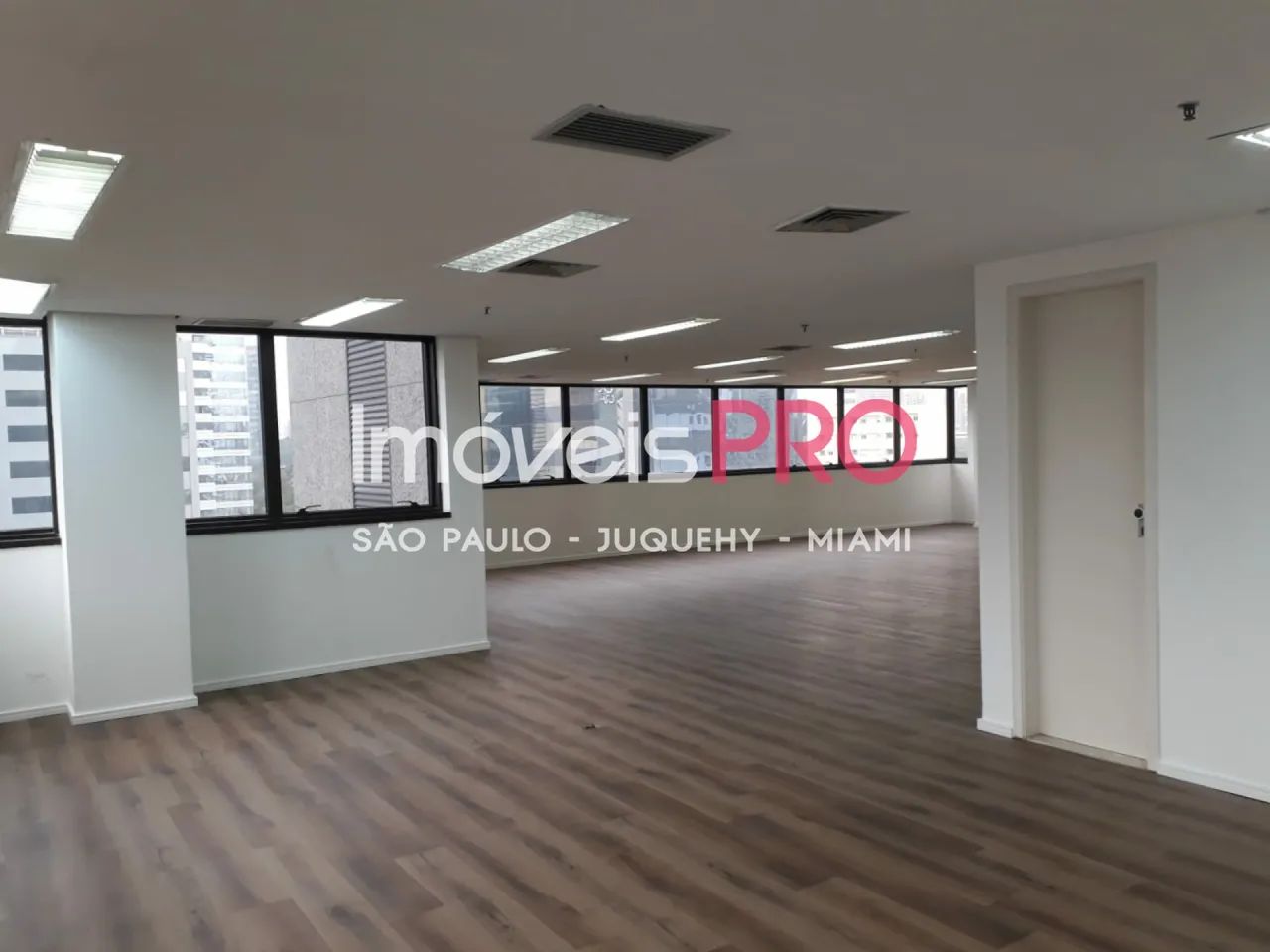 Conjunto Comercial em Cidade Monções com 316m² - Foto 4