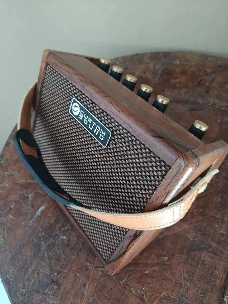 Amplificador para Violão e microfone com bluetooth 
