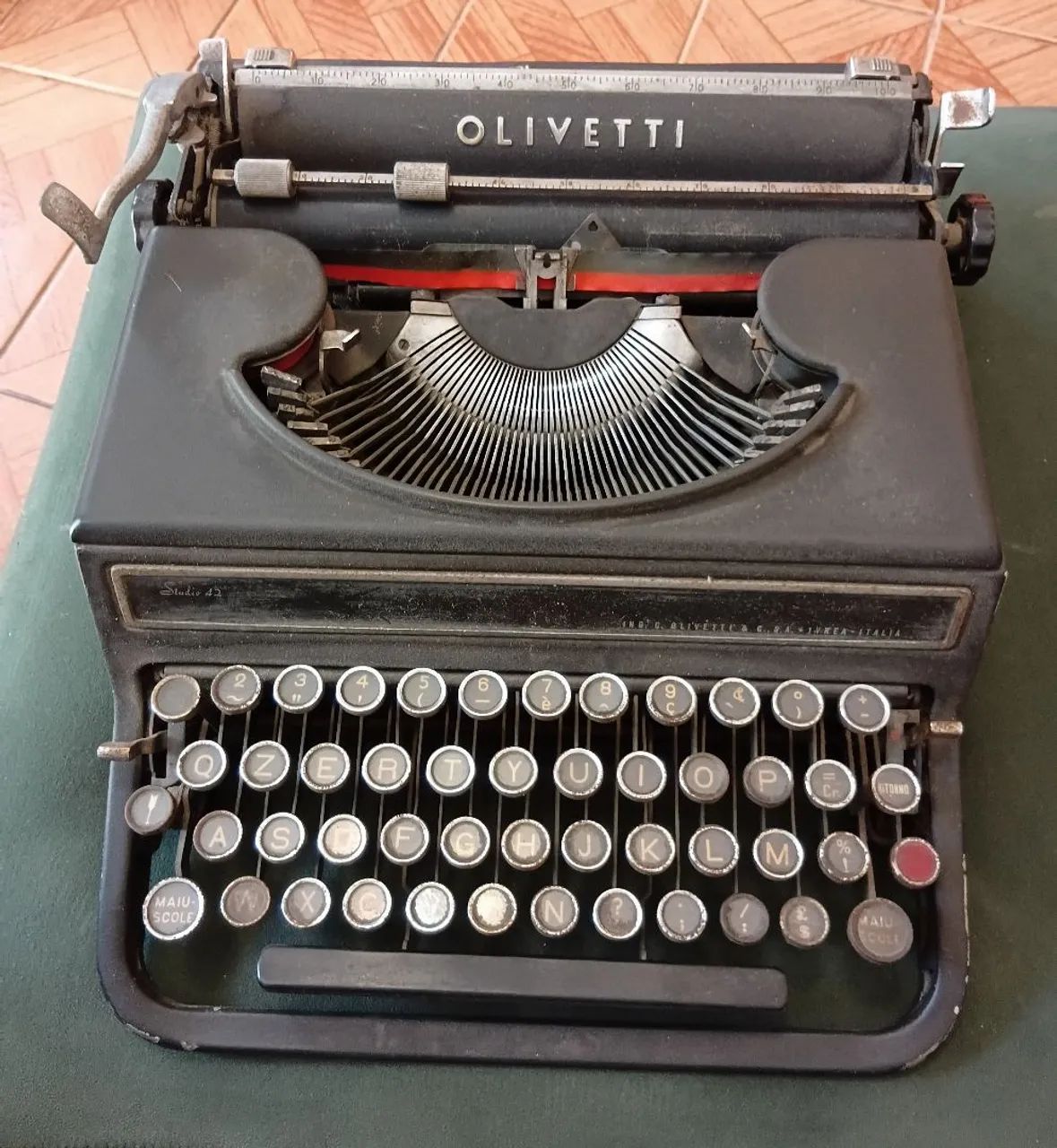 Máquina de escrever Olivetti Studio 42 - Foto 3