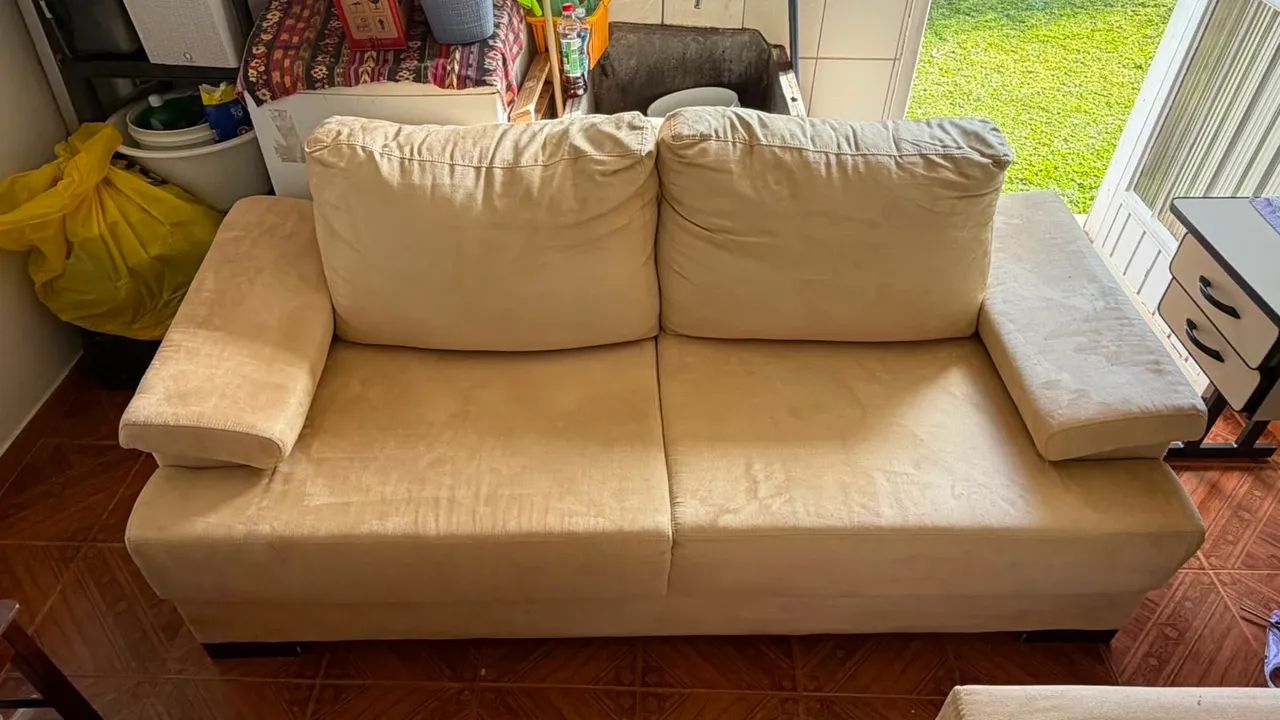 Sofá dois lugares + poltrona  - Foto 4