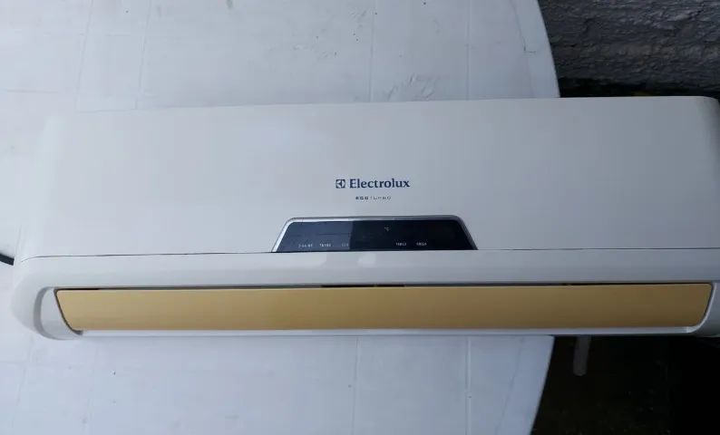 Ar-condicionado Split Electrolux 9.000 BTUs - Funcionando Perfeitamente!