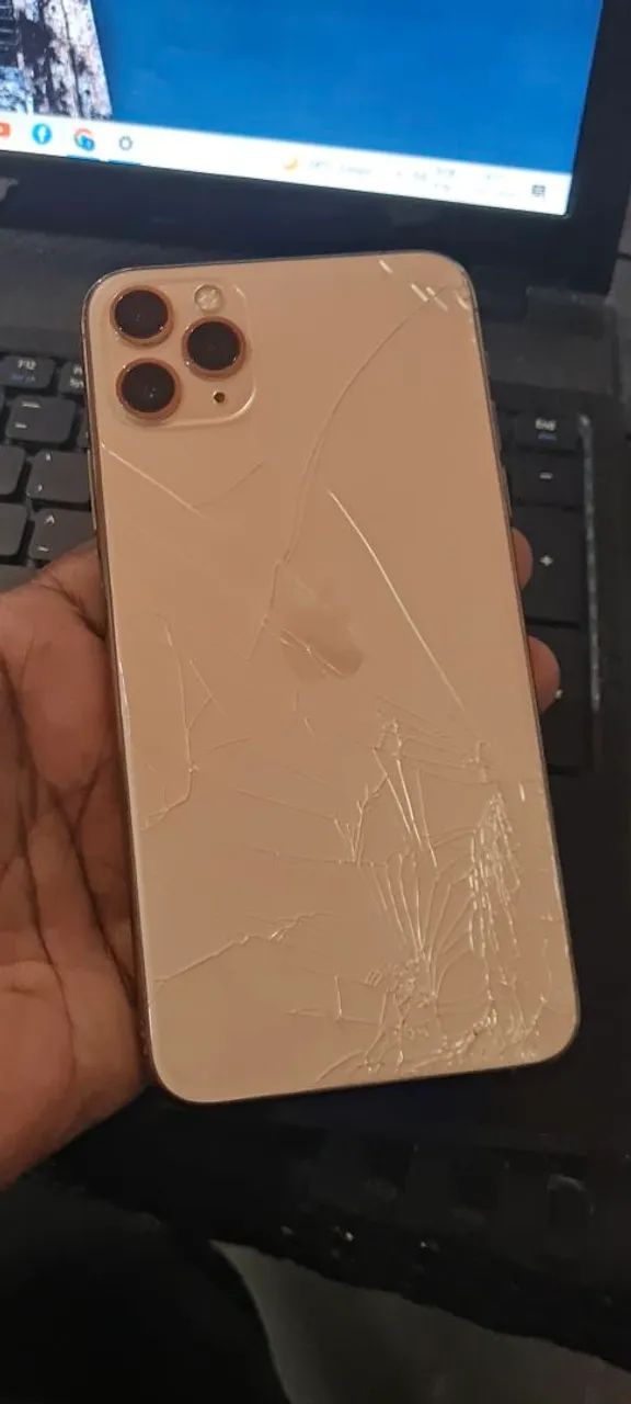 Iphone 11 pro max  - Foto 2