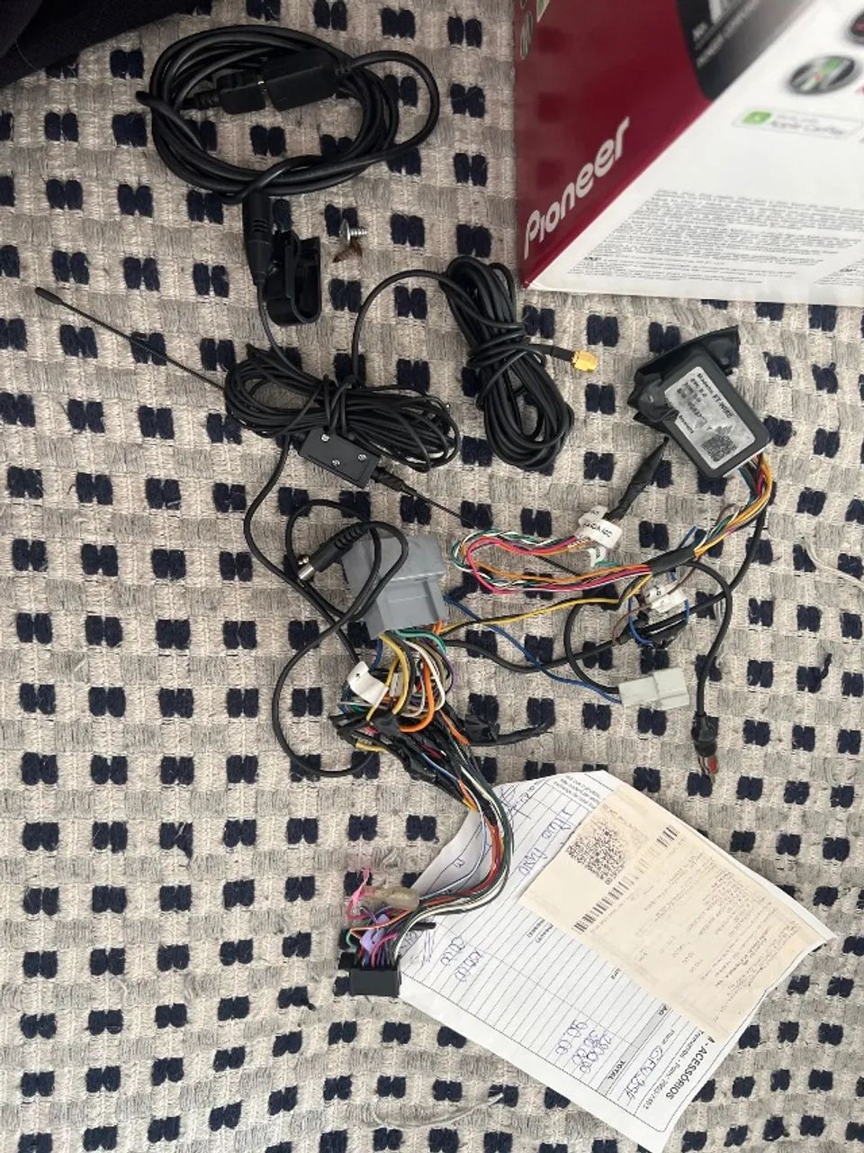 PIONEER AVIC-F80TV / Com Camera de Re inclusa - Foto 2