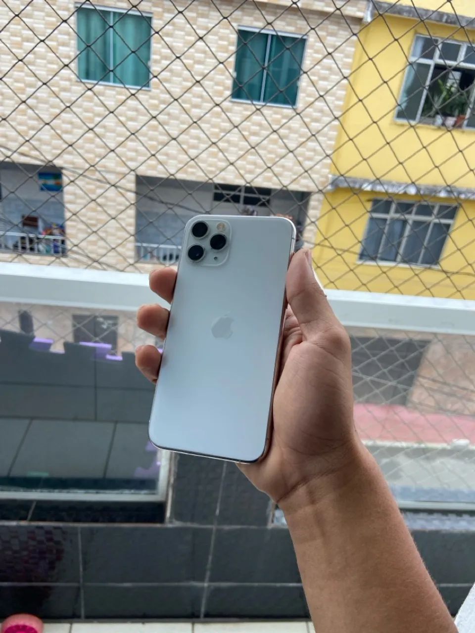 IPHONE 11 PRO 64GB - Foto 3