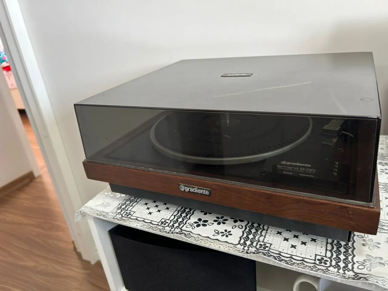 Toca discos Gradiente - Modelo Garrard S95 - Foto 4