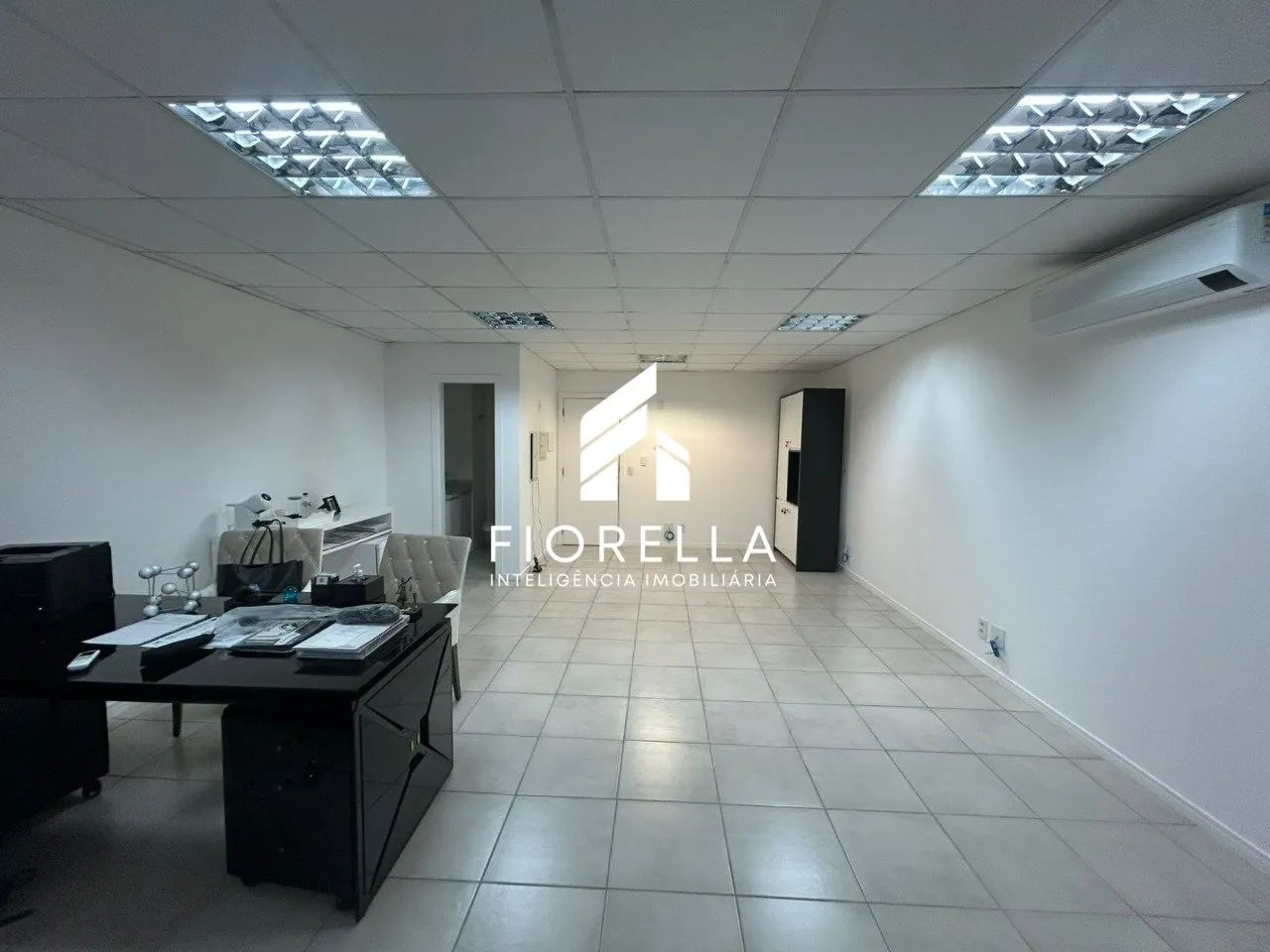 Sala comercial à venda, 41,70 m², no Edifício Hantei Office, Centro em Florianópolis - Foto 5