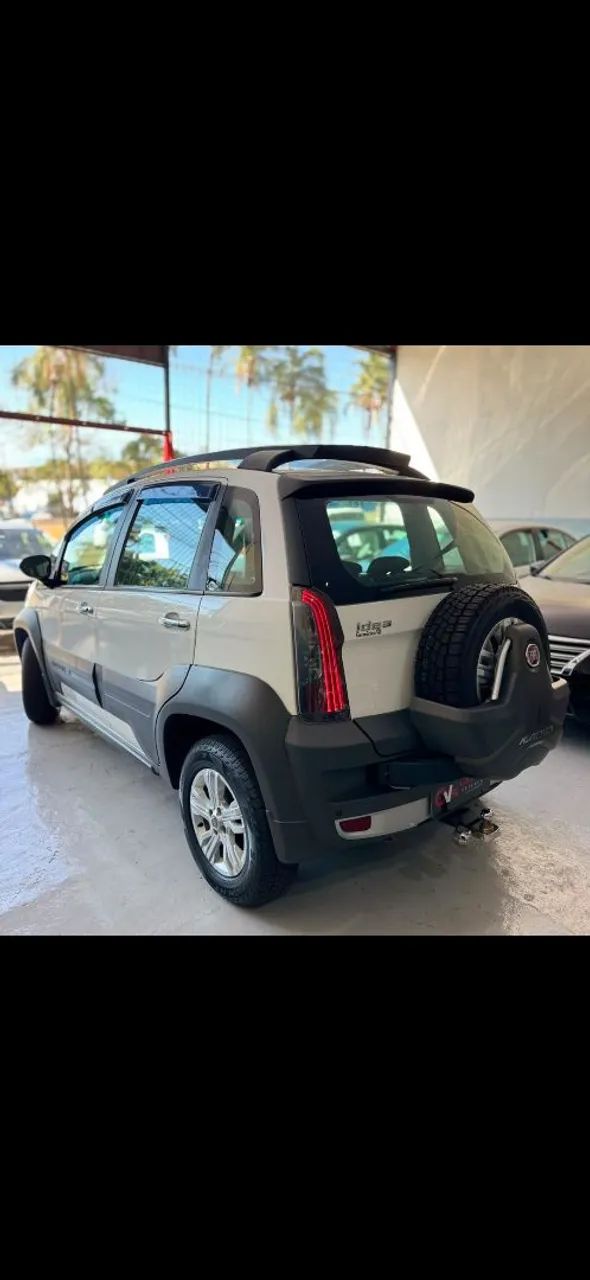 Fiat Idea Adv./ Adv.lock.dualogic 1.8 Flex 5P 2014 - Foto 3