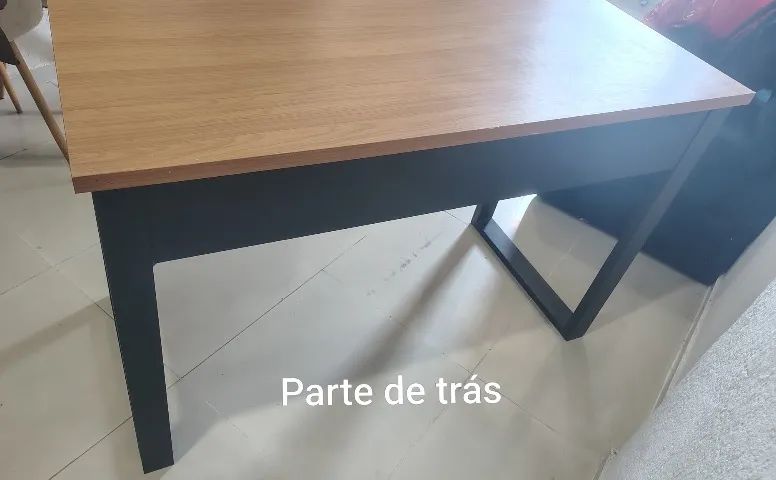 Mesa de escritório com gaveta - Foto 2